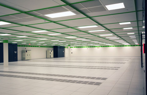 ColoHub has three 10,000 square foot data halls available in its new multi-tenant data center in Bettendorf, Iowa. (Photo: ColoHub)